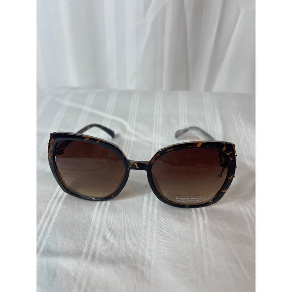 Cross My Way‎ Round Frame Rhinestone Temple Sunglasses Tortoise